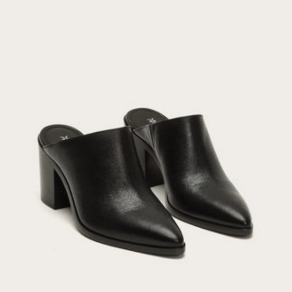 Frye Flynn Leather Block heel Mule